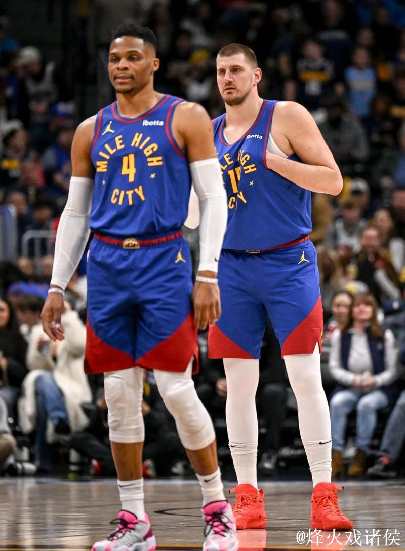 约基奇29+18+16威少22分 掘金加时险胜篮网